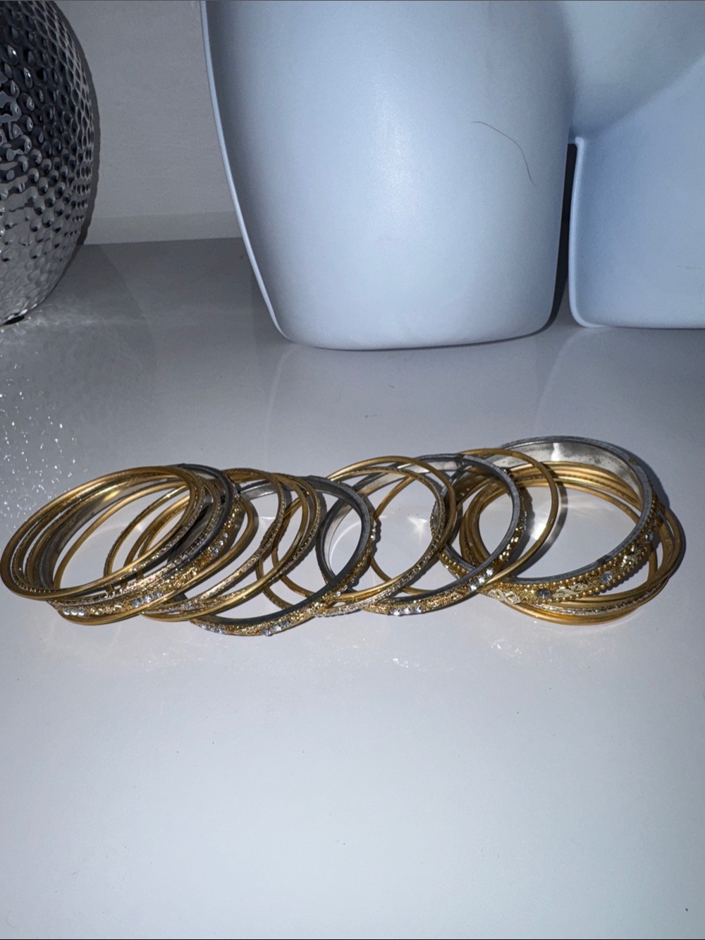 Set of 20 bangles